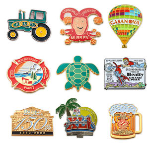 Индивидуальный дизайн, симпатичная булавка в виде Аниме животных, пользовательский производитель, значок с логотипом на лацкан, одежда, шляпа, металлический значок - Product Image 1