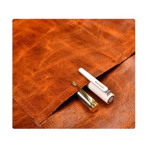 Combinaison de travail unisexe en cuir véritable rouge, résistante à l'abrasion, avec poches multifonctionnelles, bretelles réglables, détection des aiguilles, sans coutures - Product Image 3