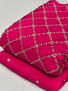 Tela de crepé natural de lujo con bordado a mano, ancho 44, para vestidos de novia y ropa festiva, disponible al mejor precio. - Product Image 4