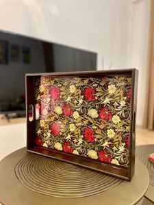 Plateau de service en bois fait main avec résine époxy, présentoir décoratif pour service et présentation de service à thé - Product Image 3