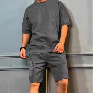Ensemble de sport rayé pour homme été, t-shirt à manches courtes et short, tenue de sport décontractée, ensemble deux pièces en polyester à séchage rapide - Product Image 1
