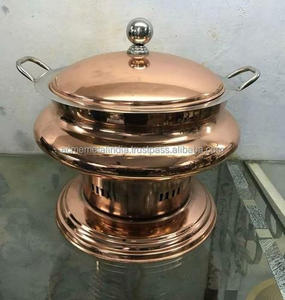 Plato para servir alimentos en cobre con perilla plateada y mango de la mejor calidad, perfecto para utensilios de cocina premium y accesorios para restaurantes - Product Image 1