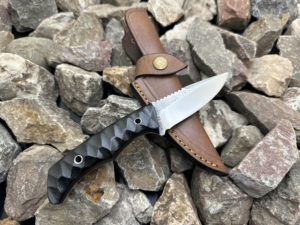 Couteau de camping d'extérieur avec lame en acier inoxydable et manche ergonomique pour la survie et la chasse, couteau d'extérieur robuste - Product Image 1