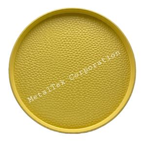 ถาดเสิร์ฟโลหะทรงกลมตกแต่งลายตอก สำหรับจัดระเบียบหรือโชว์ ดีไซน์ทันสมัย ทนทาน สีสันปรับแต่งได้ ของขวัญงานแต่งงาน - Product Image 1