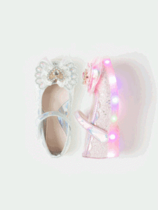 Zapatos de Vestir Estilo Coreano OZKIZ con Diseño de Corazón para Niñas de 2 a 7 Años, Moda Infantil Primavera/Otoño, Venta al Por Mayor - Product Image 1