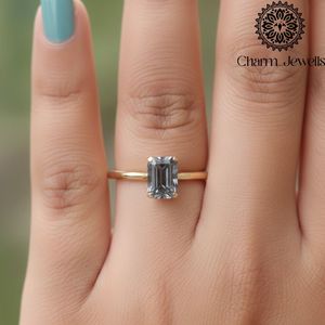 Anillo Clásico para Mujer Charm Jewells con Moissanita de Corte Cojín de 3 GM, Chapado en Oro sobre Plata, Certificado IGI, Engaste de Garras, Tipo Eternity - Product Image 4