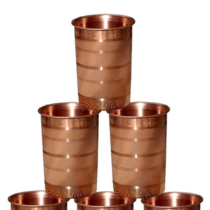 Copa de Vino de Cobre Puro Hecha a Mano con Grabado Artístico, Ecológica y Apta para Lavavajillas, Ideal para Regalar a Amigos y Familiares - Product Image 1