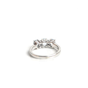 Bague classique en topaze bleue de Londres, argent sterling 925 plaqué or blanc, élégante et luxueuse, bague de mariage bleue, pierre de naissance de décembre - Product Image 2