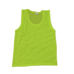 Fournisseur indien bavoir d'entraînement de Football en Polyester sans manches utilisation pour l'entraînement de Football vente à un prix raisonnable - Product Image 1