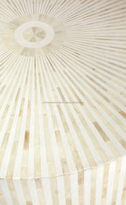 Table basse incrustée d'os de conception unique Design élégant pour un impact durable pour les occasions de baptême - Product Image 4