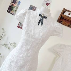 Robe mini moulante à épaules dénudées avec manches bouffantes en dentelle texturée naturelle de haute qualité, style OEM tendance pour femmes - Product Image 4