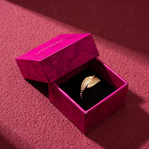 Cajas de Joyería de Lujo Autoarmables con Asa y Forro de Algodón, Cierre Magnético, Empaque Ecológico para Pequeñas Empresas - Product Image 6