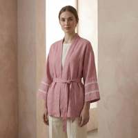Haut enveloppant rose en coton et lin style kimono Kyoto pour femme, en tissu léger, style moderne, coupe confortable pour le quotidien