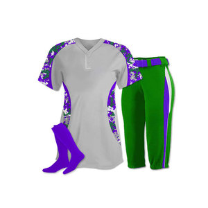 Uniforme de Softbol Ligero y Transpirable de Poliéster con Control de Humedad para Mujeres Adultas, Diseño Moderno para Juego Activo - Product Image 2