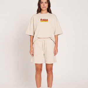 Conjunto de camiseta y pantalones cortos para mujer, 100% algodón de alta densidad (300GSM), estilo oversized, liso, de secado rápido, transpirable, estilo urbano, conjunto de 2 piezas. - Product Image 4