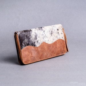 LW Women's Vintage Crazy Horse Genuine Leather Bi-Fold <b>RFID</b> <b>Blocking</b> <b>Wallet</b> Long Card Holder with Cow Leather Inserts - Product Image 3