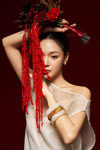 ชุดเดรสผ้าไหมออร์แกนซ่าเนื้อบางเบาแบบมีกระดุมที่ไหล่ข้างเดียว ทรงหลวมตรง สไตล์ลำลอง เรียบหรู ผลิตในเวียดนาม รับผลิตแบบ ODM OEM - Product Image 4