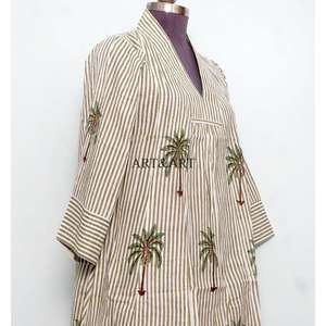 เดรสผ้าฝ้ายน้ำหนักเบาเป็นมิตรกับสิ่งแวดล้อม ระบายอากาศได้ดี ซักได้ พิมพ์ลายต้นปาล์ม ทรงหลวม ยาวปานกลาง คอวี แขนสามส่วน สำหรับผู้หญิง - Product Image 5