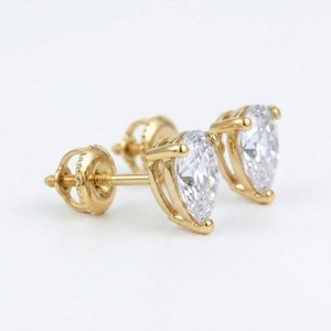 Boucles d'oreilles clous Aniva en diamant taille poire certifiées IGI, monture griffe en or 14K, forme goutte d'eau classique pour femme, usage quotidien - Product Image 1
