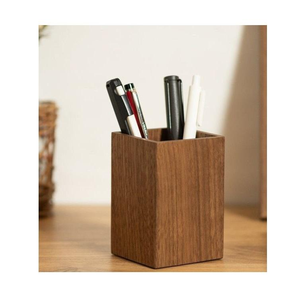 ที่วางปากกาไม้แบบคลาสสิก สำหรับจัดระเบียบโต๊ะทำงาน สำนักงาน บ้าน ห้องอ่านหนังสือ ดีไซน์สวยงาม ใช้งานได้จริง เหมาะสำหรับงานฝีมือจากวัสดุธรรมชาติ - Product Image 1