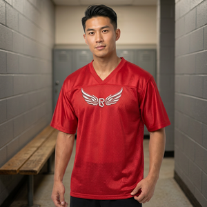 เสื้อเจอร์ซีย์อเมริกันฟุตบอลชาย สีแดง คอวี แขนสั้น ผ้าตาข่ายระบายอากาศ โพลีเอสเตอร์ 100% ทรงปกติสำหรับผู้ใหญ่ สีพื้น - Product Image 4