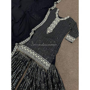 Fabzonefabindia présentant la nouvelle fête était belle broderie lourde fantaisie et haut de travail à paillettes de 5mm-Sharara avec Dupatta - Product Image 3