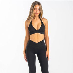 Nouvel ensemble de sport 2 pièces pour femme avec logo personnalisé OEM : Leggings noirs à taille croisée et soutien-gorge – Ensemble de yoga et fitness respirant - Product Image 6