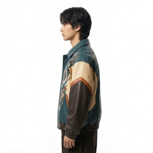 เสื้อแจ็คเก็ตบอมเบอร์หนังสีเขียวอมฟ้าสำหรับผู้ชาย ปักลายมังกรแบบตะวันออก สไตล์คัลเลอร์บล็อก แนวสตรีทแวร์ - Product Image 4