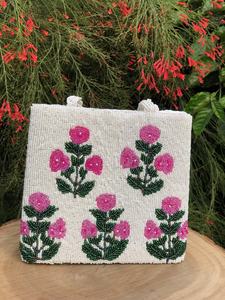 Sac fourre-tout en perles de verre fait main certifié MS Handicraft, impression numérique, roses blanches, feuilles vertes, forme rectangulaire, décontracté - Product Image 4