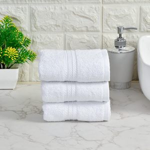High Absorbency 550 GSM Cotton <b>Bath</b> <b>Towel</b> Ideal for Hotels and Hospitality for International Market - Product Image 1