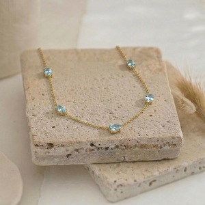 Collier premium en or avec pierre d'aquamarine ovale, collier délicat en pierre bleue, bijoux pour femmes - Product Image 1