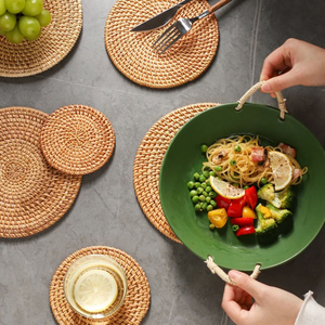 Plato de Ratán Natural con Diseño Floral, Vietnam Da Nang, Posavasos de Bambú Hecho a Mano, Marca TUYET DUNG - Product Image 4