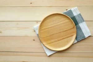 Assiette en bois naturel faite à la main, assiette rustique en bois pour dîner, assiette de service pour table à manger, cuisine, restaurant, hôtel et décoration intérieure - Product Image 3