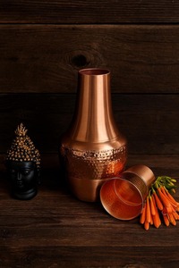 Bouteille d'eau en cuivre faite à la main, artisans indiens qualifiés, grande capacité, durable, écologique, pour usage domestique quotidien - Product Image 6