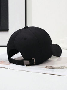 Casquette de baseball à cinq panneaux en coton brodé 3D de haute qualité, imperméable, avec logo personnalisé, élégante, pour le sport, à prix avantageux - Product Image 5