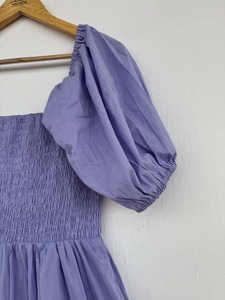 Robe longue pour femme violette à manches bouffantes, corsage smocké, coupe trapèze, en coton, ourlet évasé, couleur unie, tenue décontractée d'été, élégante et festive - Product Image 3