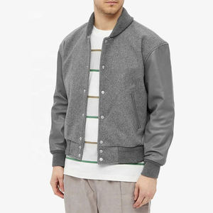 Veste de style universitaire pour homme, vert foncé et olive, manches en simili cuir, fermeture à boutons pression, veste de mode urbaine haut de gamme - Product Image 3