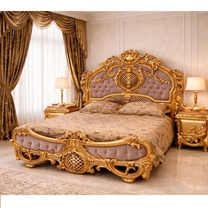 Lit en bois massif royal avec finition métallique dorée, meubles de chambre à coucher de style palais, ensemble de lit king size de luxe, lit en bois sculpté Atlanta - Product Image 1