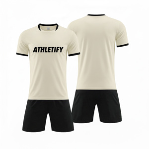 Ensemble de maillots de football professionnels, uniforme de football personnalisé avec logo, maillot et short de football respirants pour kit d'entraînement. - Product Image 1