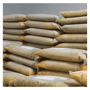 Puré de maracuyá con semillas, congelado IQF, elaborado con pulpa de maracuyá madura para mezclas de bebidas, smoothies y postres. - Product Image 2