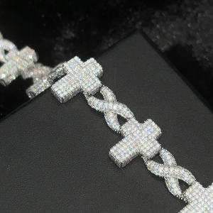 Pulsera de Plata 925 con Moissanita y Diamantes para Hombre, Cadena Cubana Iced con Cruz, Joyería Religiosa Gótica de Lujo, Regalo para Él, Uso Diario - Product Image 5