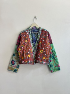 Chaqueta Tradicional Bordada Phulkari Vintage, Chaqueta de Algodón Hecha a Mano para Mujer con Mangas Largas - Product Image 1