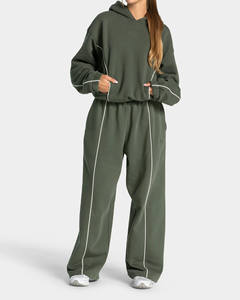 Ensemble de survêtement pour femme, hiver, 2 en 1, vert olive, à capuche, manches longues, coupe ample, pantalon de jogging décontracté, poches latérales, uni - Product Image 2