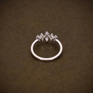 Anillo de Diamantes con Cinco Piedras de Moissanita, Corte Marquesa, para Mujer, Plata 925 Original, Joyería Premium para Regalo, para Amigas - Product Image 5