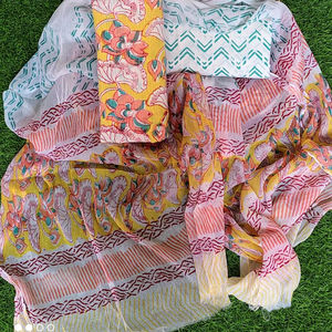 Tela de Algodón Premium para Mujer, Material Suave, Transpirable y Amigable con la Piel para Vestidos, Kurtis, Blusas y Uso Diario - Product Image 1