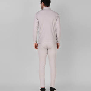 Combinaison d'entraînement de maternité haut de gamme pour hommes |   Ensemble de performance gris pierre minimaliste pour entraînement sportif urbain avec cordon de serrage - Product Image 2