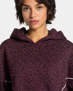 Ensemble de survêtement streetwear oversize pour femme en coton 100% avec capuche, délavage acide, imprimé léopard, écologique et passepoil contrastant - Product Image 4