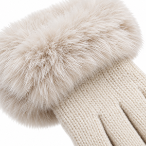 Gants d'hiver tricotés pour femmes avec revers en fausse fourrure, tricot torsadé, chauds, compatibles écran tactile, logo personnalisé, OEM ODM, vente en gros, style mode extérieur - Product Image 4