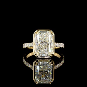 Anillo de Diamante Moissanita con Corte Radiante de 4 Quilates, Certificado por IGI, Oro Sólido de 14K/18K, Joyería Fina, Halo Oculto, Anillo de Bodas, Venta al Por Mayor - Product Image 1