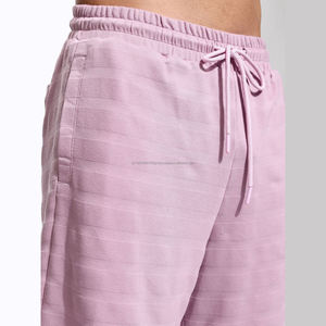 Conjunto de camiseta de verano informal para hombre hecho en fábrica Pantalones cortos cómodos de algodón 100% de alta calidad en color personalizado - Product Image 6